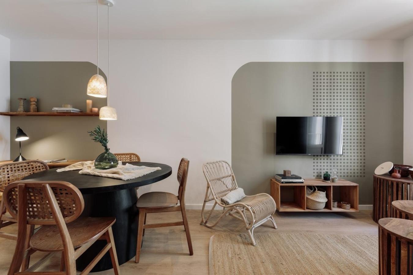 Eboli - 3 Bedrooms, Balcony And Terrace In Ciutat Vella Appartement Barcelona